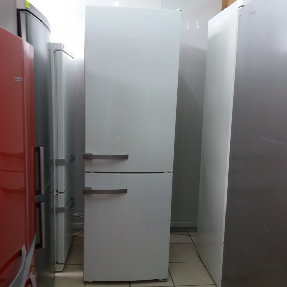 Холодильник Miele KD 12823 S Холодильник Miele KD 12823 S