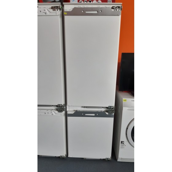 Холодильник Miele KFN 9758 (Германия) под полную встройку