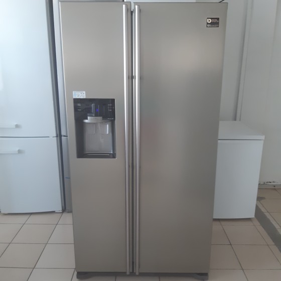Холодильник Samsung Side-by-side
