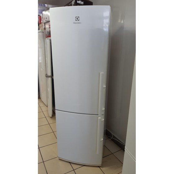 Холодильник Electrolux EN3441AOW