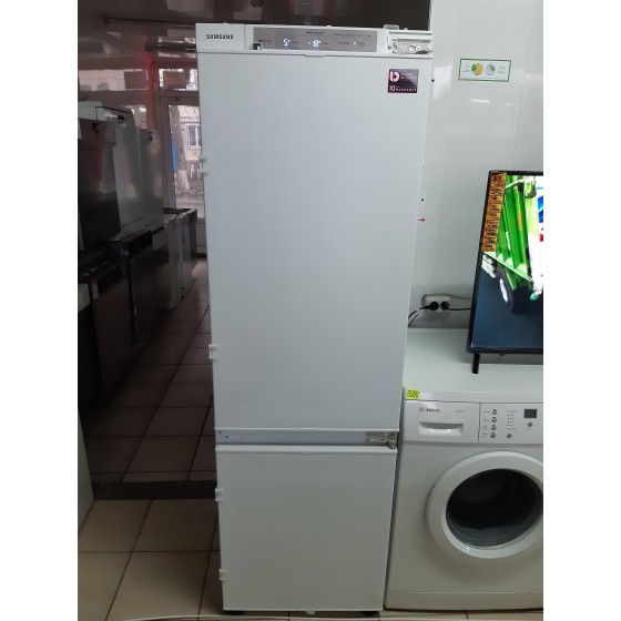 Встраиваемый холодильник SAMSUNG BRB260189WW