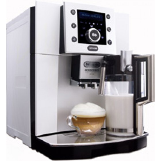 Кофемашина DELONGHI ESAM 5500. S