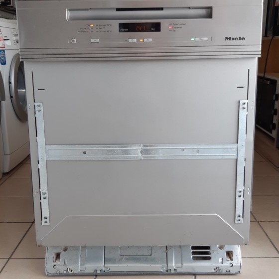 Посудомоечная машина Miele G 6200 i 