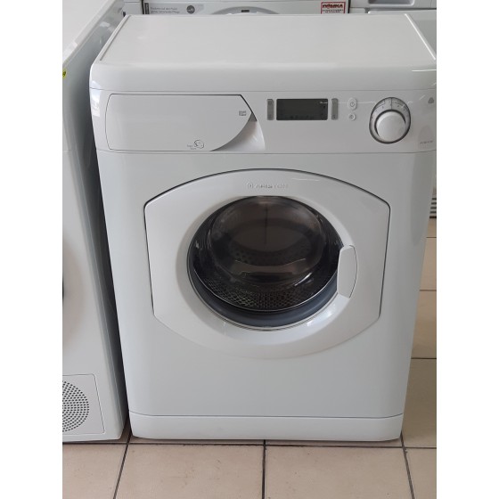 Стиральная машина Ariston AVSD 109 узкая