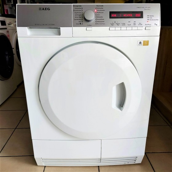 Сушильная машина AEG T75474EIH