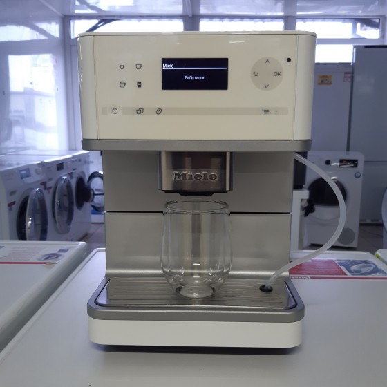 Кофемашина Miele CM6100