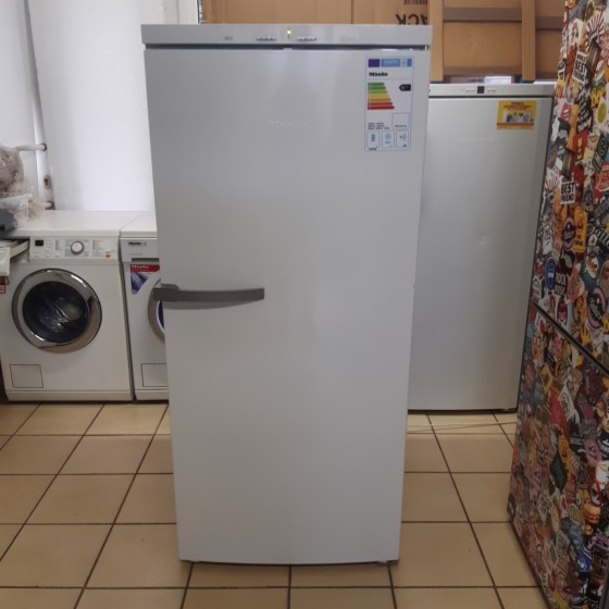 Морозильная камера Miele FN 12540 S Морозильная камера Miele FN 12540 S