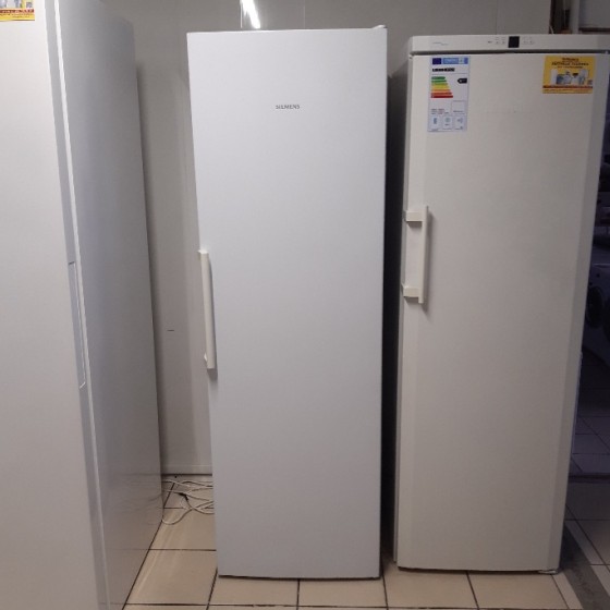 Морозильная камера Siemens GS36NVW30