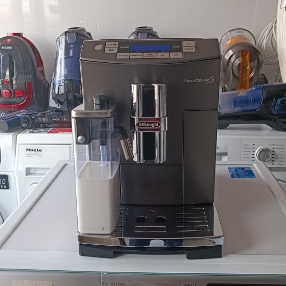 Кофемашина Delonghi PrimaDonna S ECAM26.455.GYB