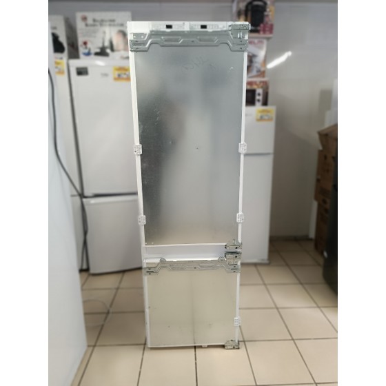 Холодильник встраиваемый Bosch KG KISS31A Холодильник встраиваемый Bosch KG KISS31A
