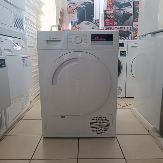 Сушильная машина Bosch Serie 4 WTN83201