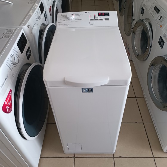 Стиральная машина AEG L6TB40260 Стиральная машина AEG L6TB40260