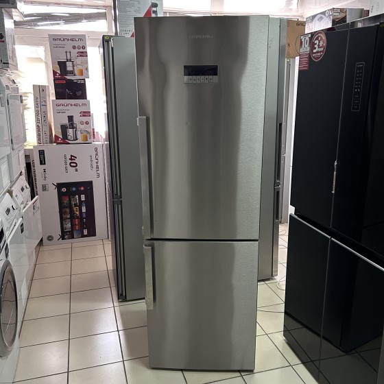 Холодильник Grundig K60365NE